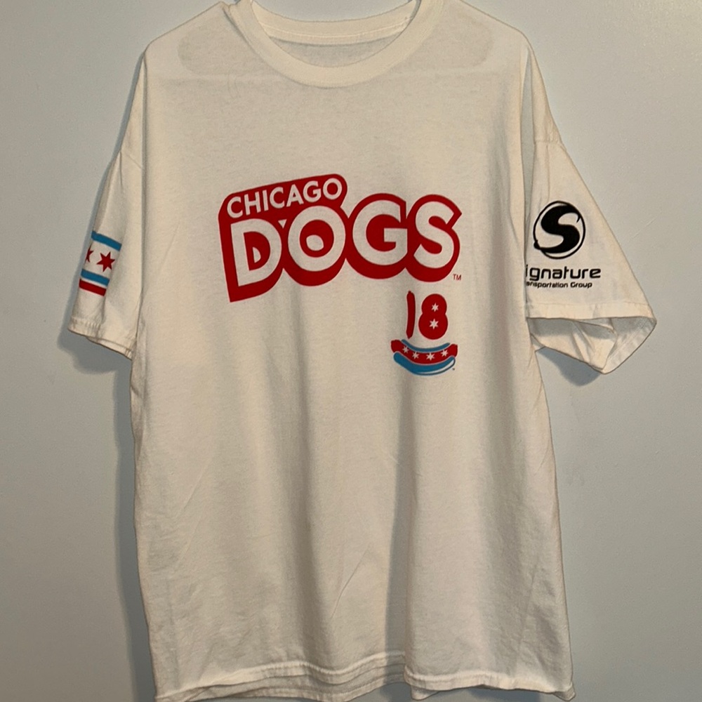 Chicago Dogs Graphic T-Shirt Size XXL